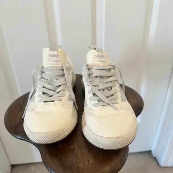 Vans Ultra Range - Womens 8 - Picture 2 of 7